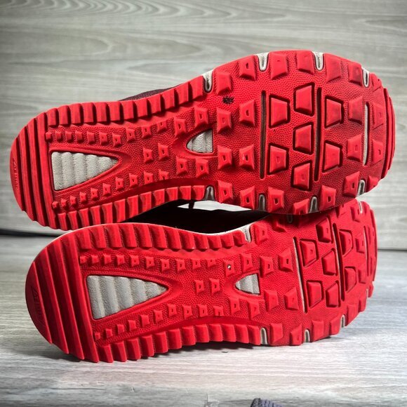 New Balance Nitrel V3 Womens 6 Running Shoes Maroon Athletic Hiking All Terrain - Picture 8 of 16